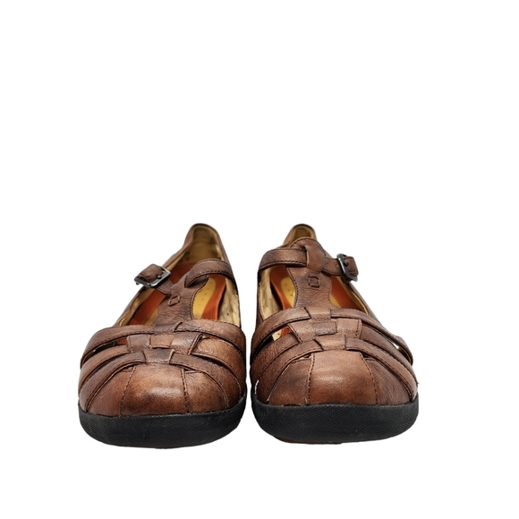 Clarks Unstructured Women's Leather Closed Toe T-Strap Casual Sandal - Picture 3 of 7